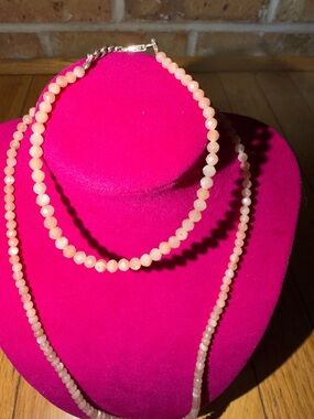 LIKE NEW SET PALE PEACH FACETED PRETTY BEAD NECKLACE & BRACELET STERLING SILVER